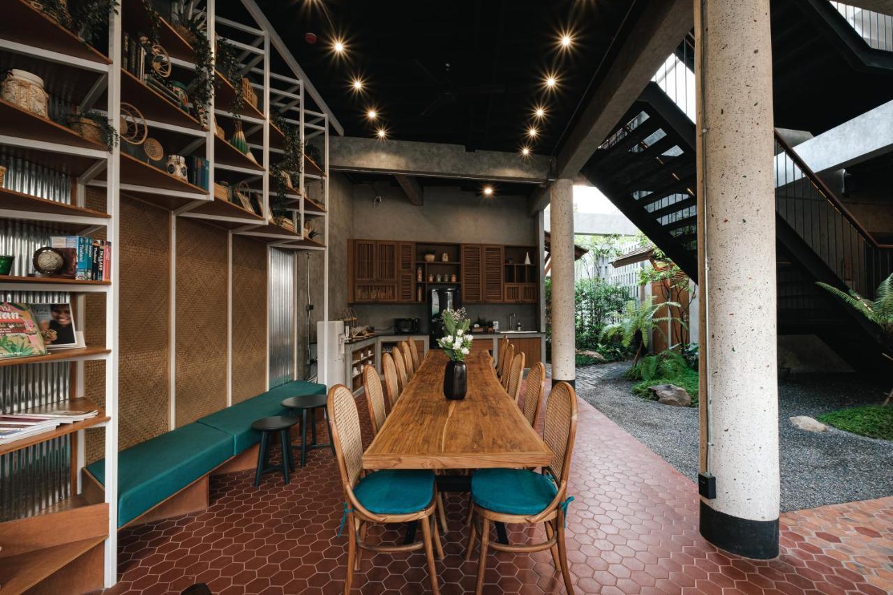 Hidden Garden Hostel Chiang Mai Bagian luar foto